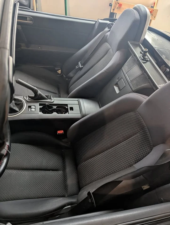 2008 Mazda NC MX-5 Miata - Image 2 of 2