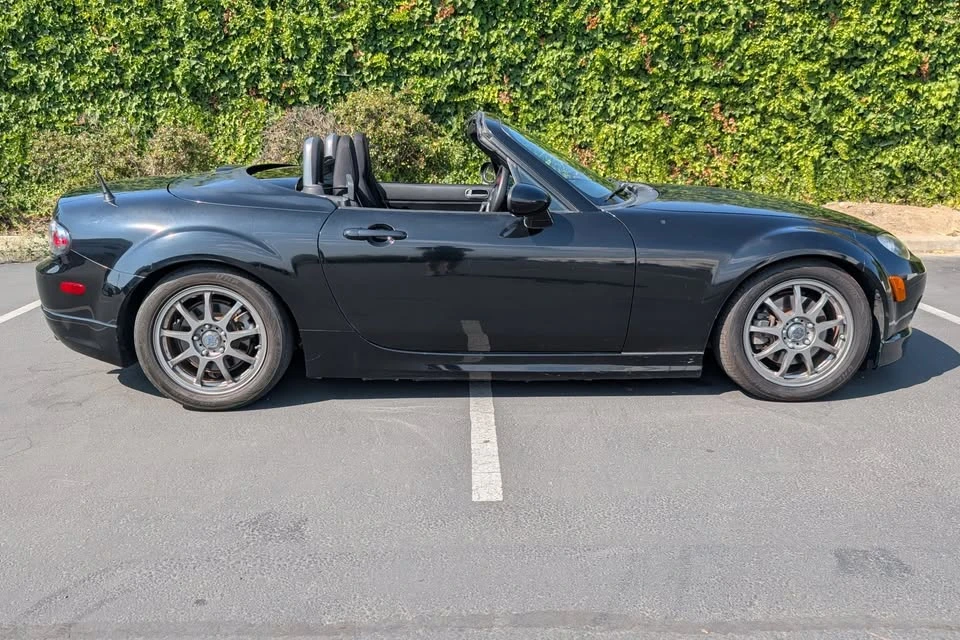 2008 Mazda NC MX-5 Miata - Image 10 of 20