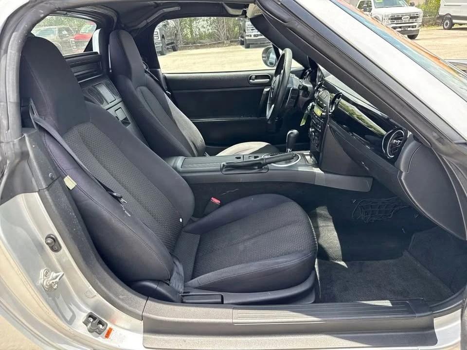 2008 Mazda NC MX-5 Miata - Image 16 of 19