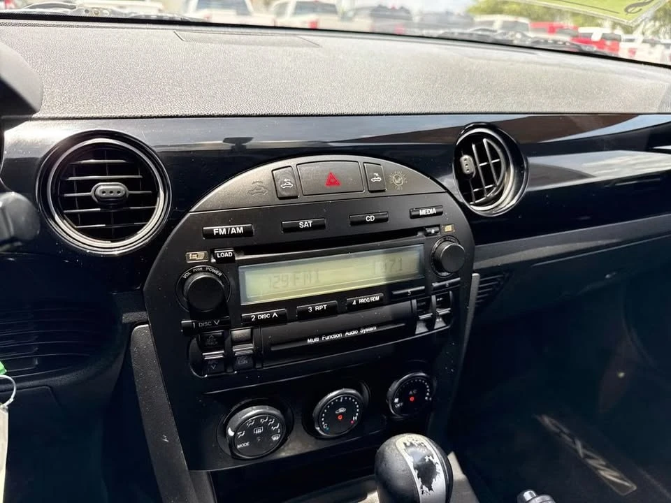 2008 Mazda NC MX-5 Miata - Image 14 of 19