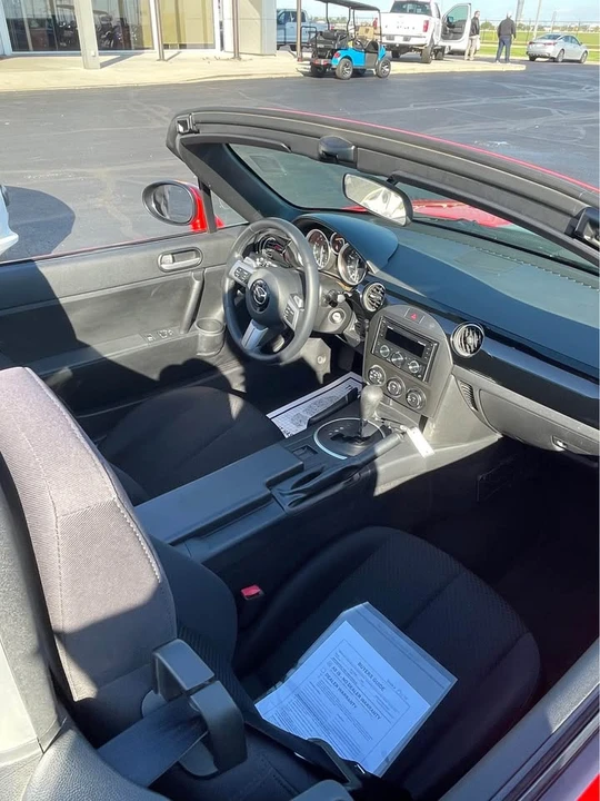 2008 Mazda NC MX-5 Miata - Image 5 of 8