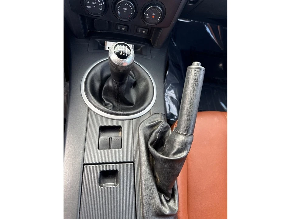 2008 Mazda NC MX-5 Miata - Image 15 of 19