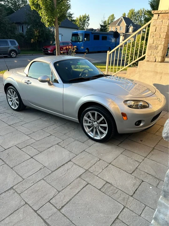 2008 Mazda NC MX-5 Miata - Image 3 of 3