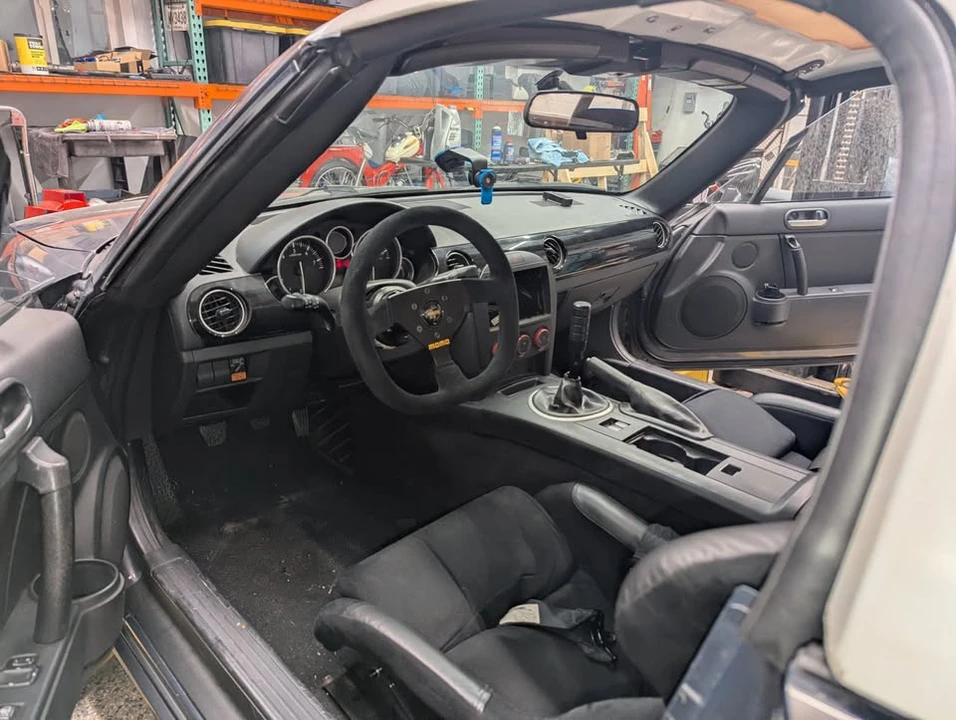 2008 Mazda NC MX-5 Miata - Image 4 of 8