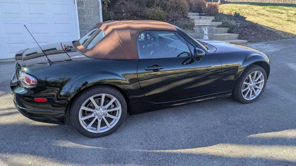 2008 Mazda NC MX-5 Miata - Image 4 of 10