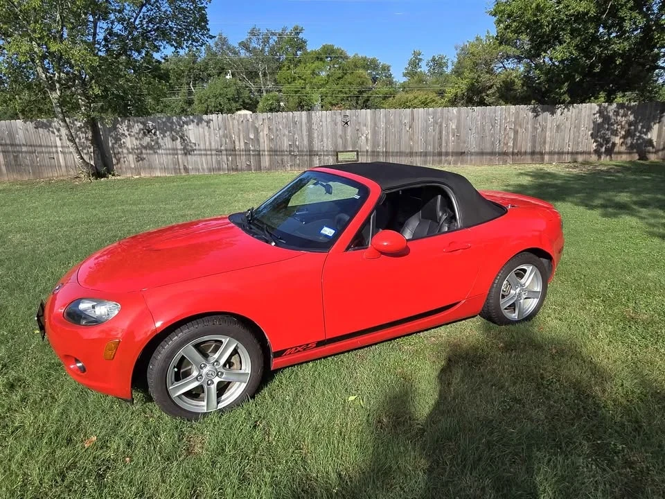 2008 Mazda NC MX-5 Miata - Image 9 of 17