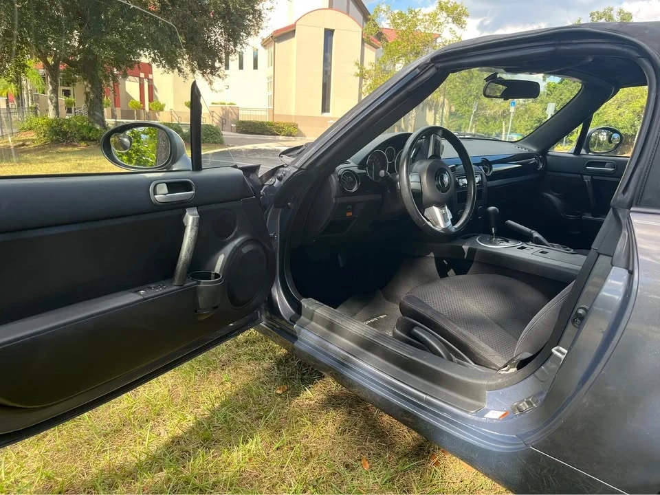 2008 Mazda NC MX-5 Miata - Image 5 of 11