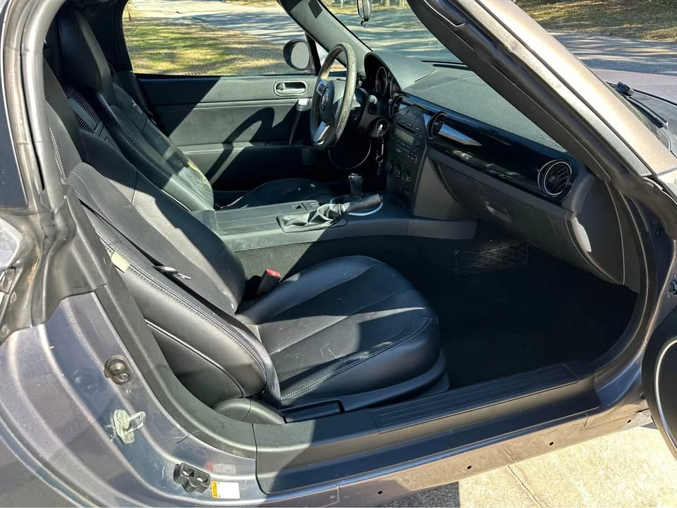 2008 Mazda NC MX-5 Miata - Image 15 of 17