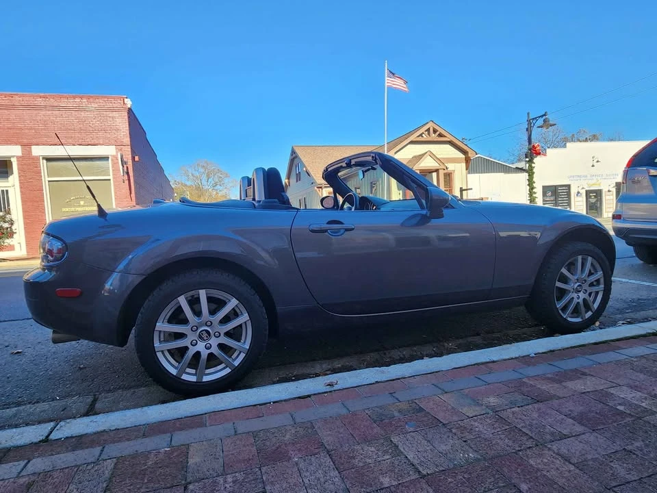 2008 Mazda NC MX-5 Miata - Image 2 of 3