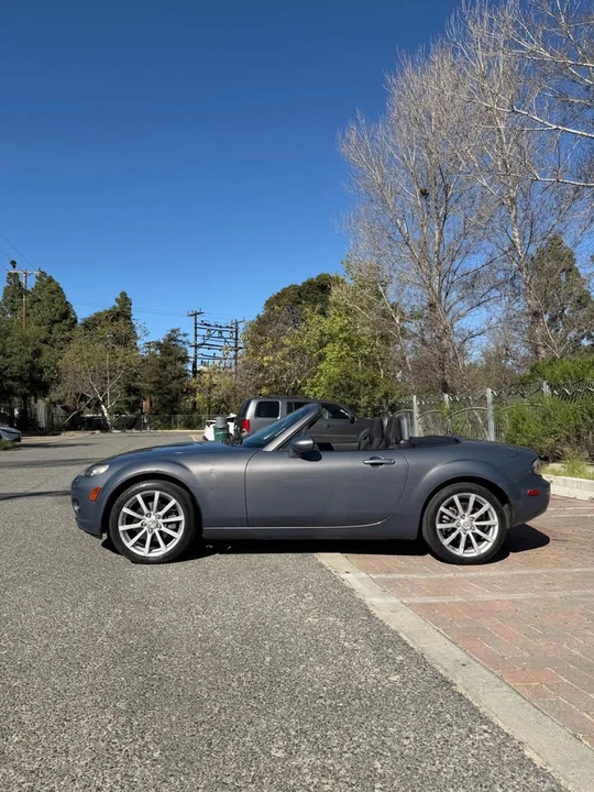 2008 Mazda NC MX-5 Miata - Image 2 of 19