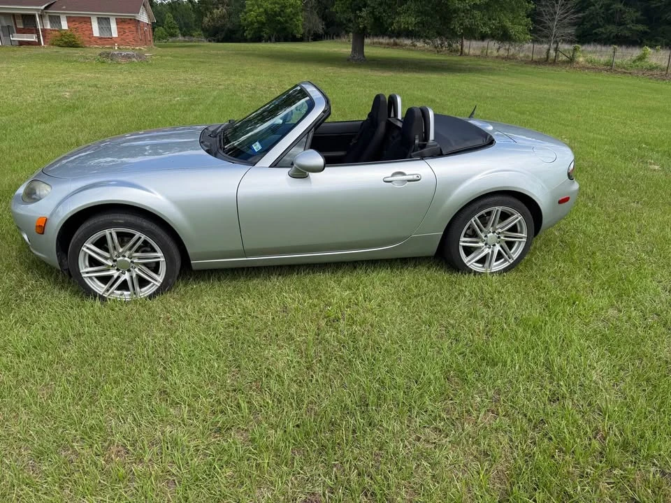 2008 Mazda NC MX-5 Miata - Image 6 of 15