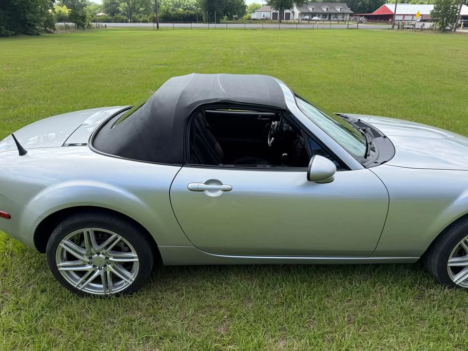 2008 Mazda NC MX-5 Miata - Image 3 of 15