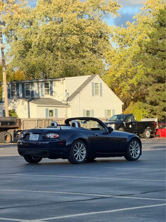 2008 Mazda NC MX-5 Miata - Image 4 of 18
