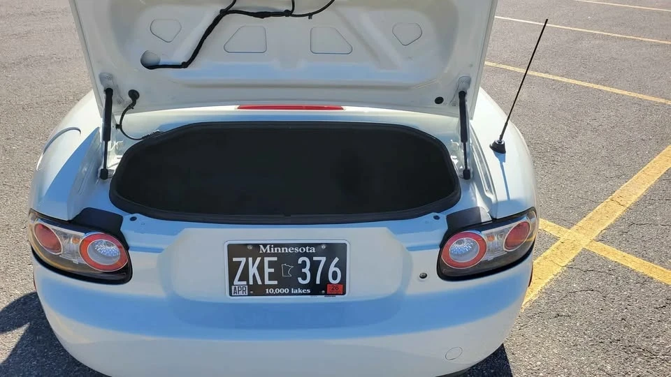 2008 Mazda NC MX-5 Miata - Image 5 of 15