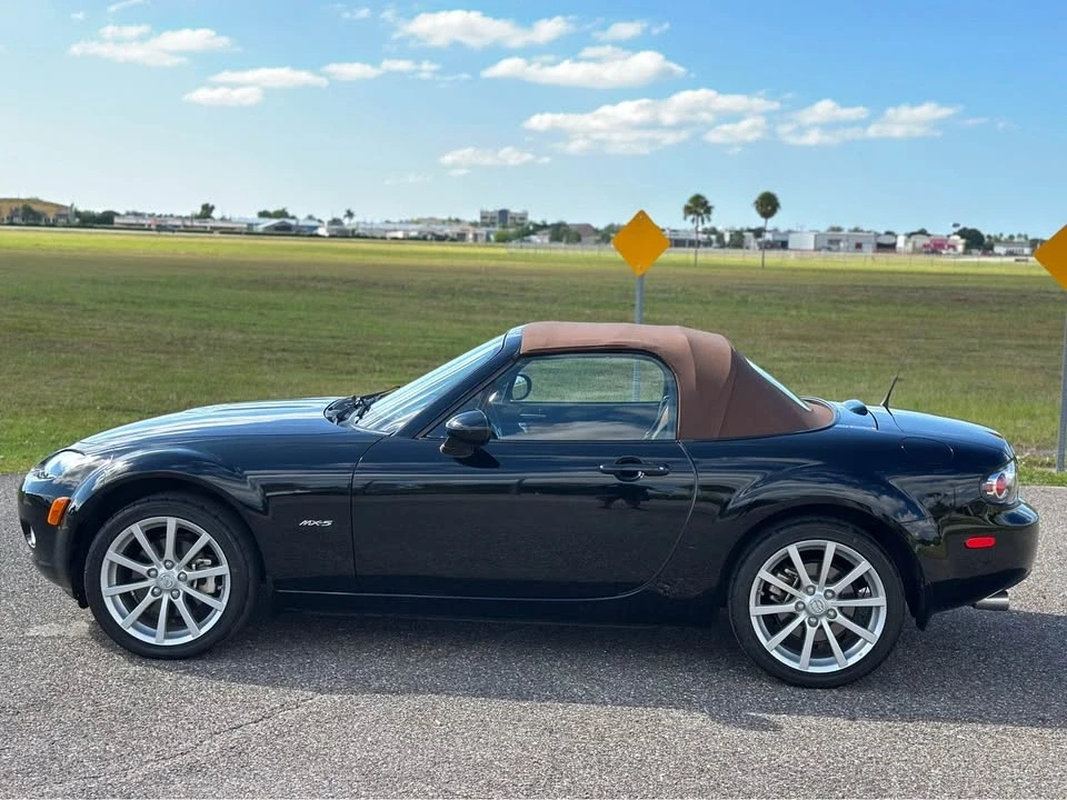 2008 Mazda NC MX-5 Miata - Image 2 of 17