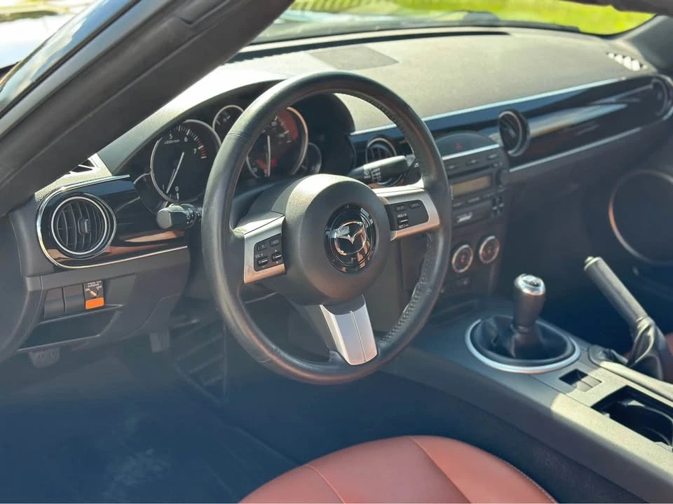 2008 Mazda NC MX-5 Miata - Image 9 of 17