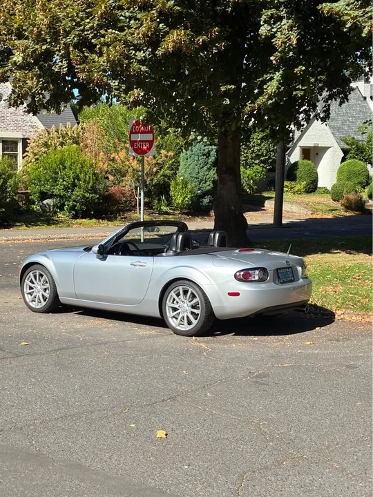 2008 Mazda NC MX-5 Miata - Image 13 of 19