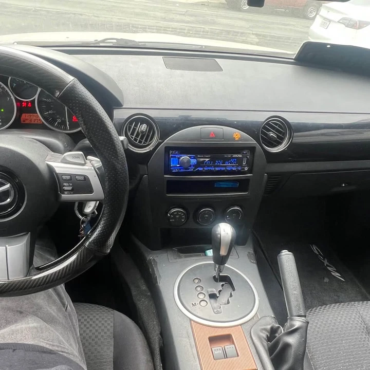 2008 Mazda NC MX-5 Miata - Image 10 of 11