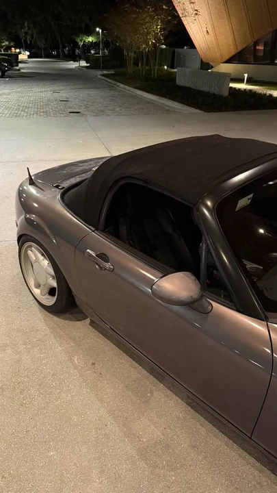 2008 Mazda NC MX-5 Miata - Image 5 of 10