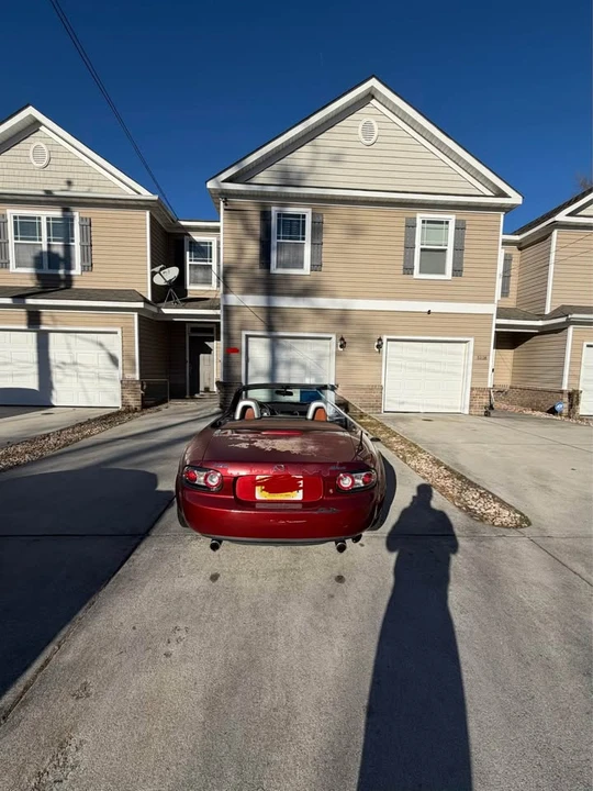 2008 Mazda NC MX-5 Miata - Image 5 of 16