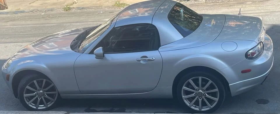 2008 Mazda NC MX-5 Miata - Image 14 of 20