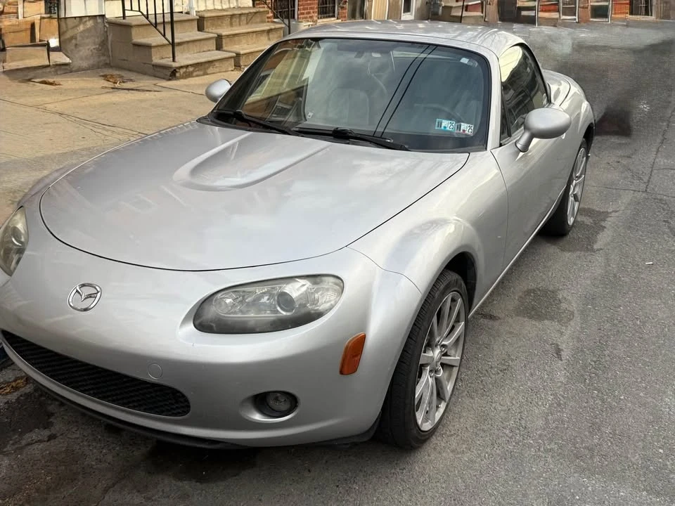 2008 Mazda NC MX-5 Miata - Image 2 of 20