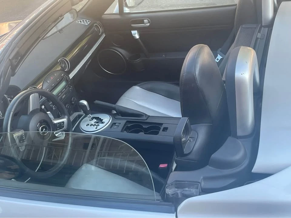 2008 Mazda NC MX-5 Miata - Image 12 of 20