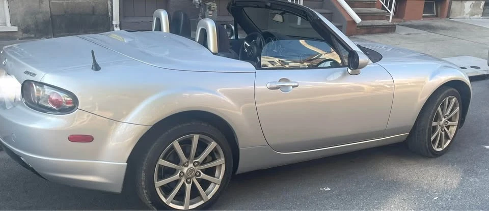 2008 Mazda NC MX-5 Miata - Image 19 of 20