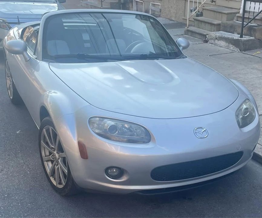 2008 Mazda NC MX-5 Miata - Image 17 of 20