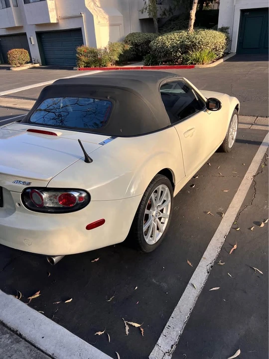 2008 Mazda NC MX-5 Miata - Image 5 of 13