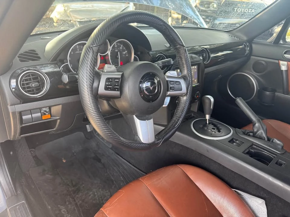 2008 Mazda NC MX-5 Miata - Image 4 of 17