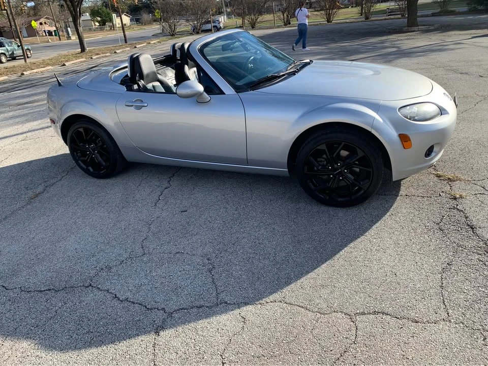2008 Mazda NC MX-5 Miata - Image 3 of 20