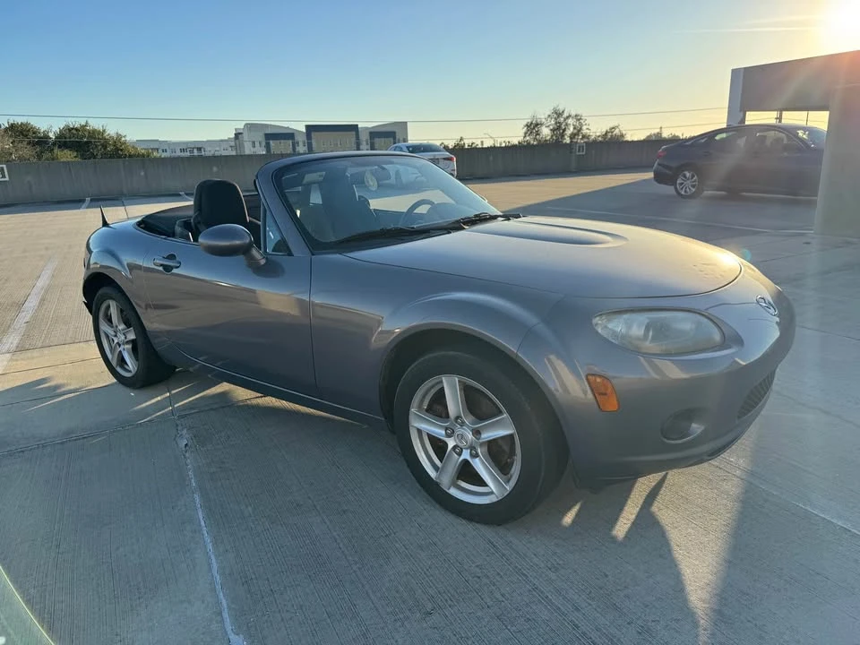 2008 Mazda NC MX-5 Miata - Image 5 of 12