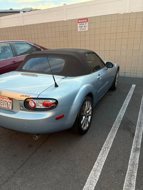 2008 Mazda NC MX-5 Miata - Image 3 of 8