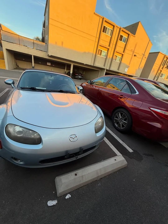 2008 Mazda NC MX-5 Miata - Image 2 of 8