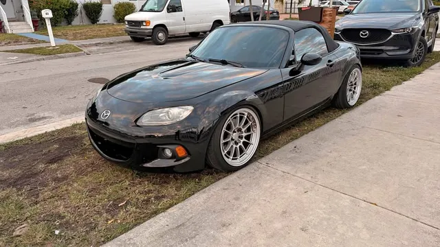 2008 Mazda MX-5 Miata Sport