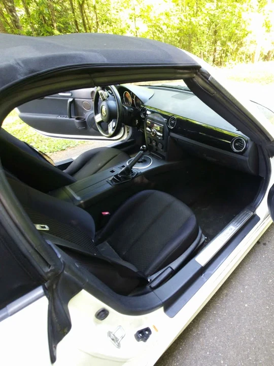 2008 Mazda NC MX-5 Miata - Image 11 of 14