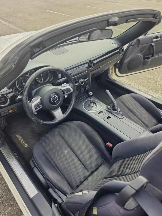 2008 Mazda NC MX-5 Miata - Image 6 of 9