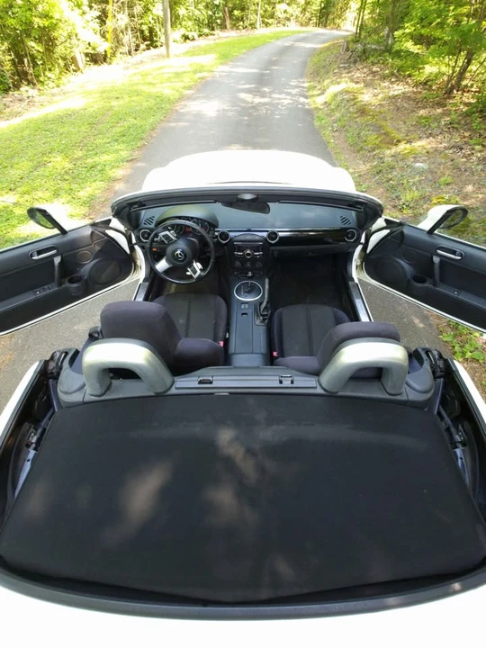 2008 Mazda NC MX-5 Miata - Image 12 of 14