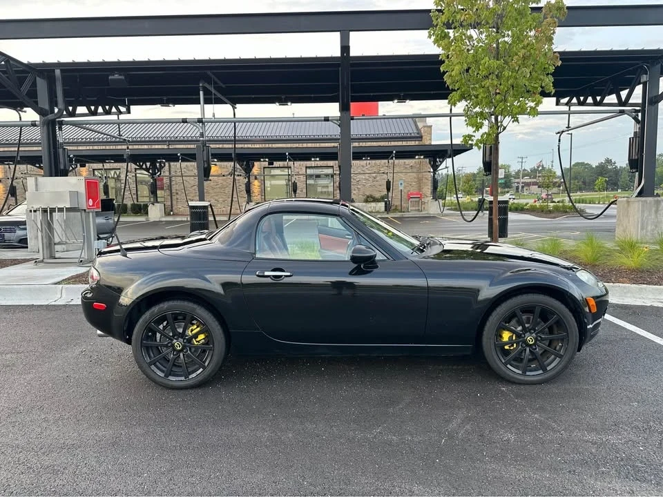 2008 Mazda NC MX-5 Miata - Image 2 of 15