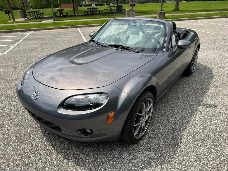 2008 Mazda NC MX-5 Miata - Image 9 of 19