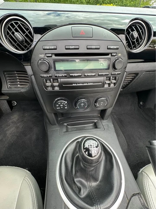 2008 Mazda NC MX-5 Miata - Image 14 of 19