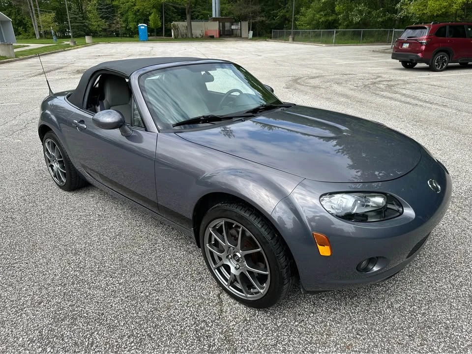 2008 Mazda NC MX-5 Miata - Image 5 of 19
