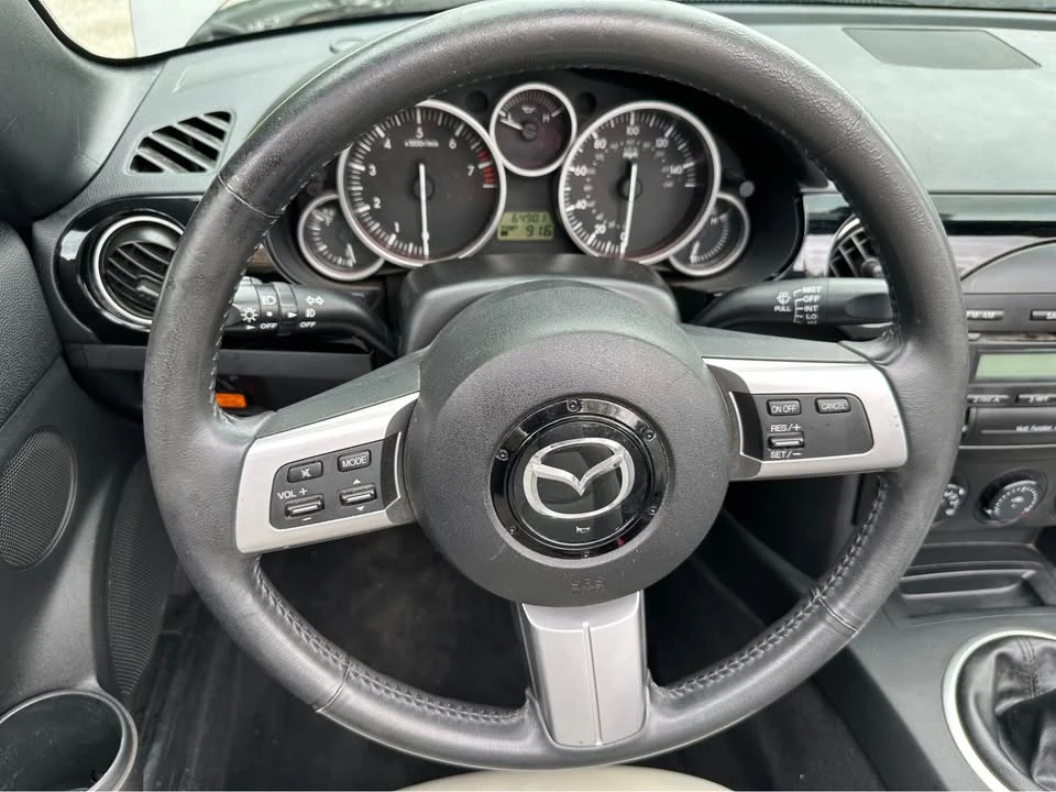2008 Mazda NC MX-5 Miata - Image 15 of 19