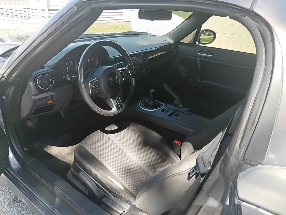 2008 Mazda NC MX-5 Miata - Image 5 of 10