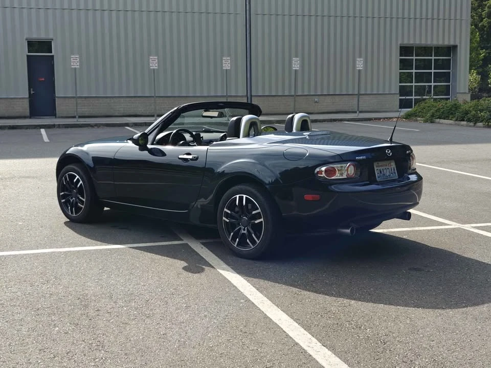 2008 Mazda NC MX-5 Miata - Image 5 of 12