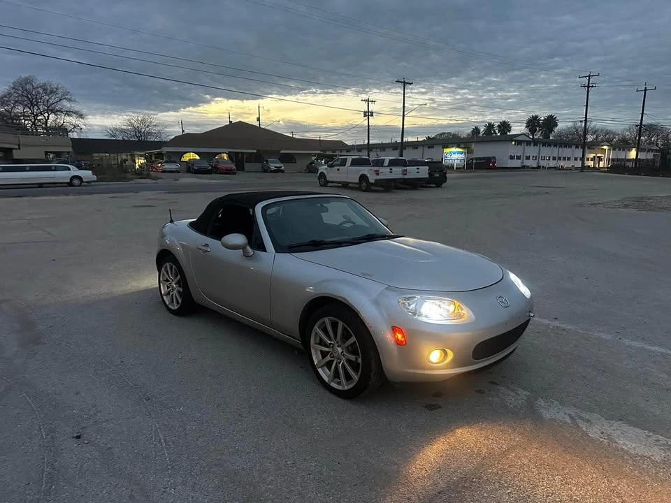 2008 Mazda NC MX-5 Miata - Image 12 of 18