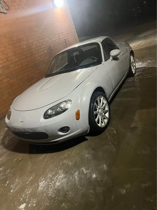 2008 Mazda NC MX-5 Miata - Image 6 of 9