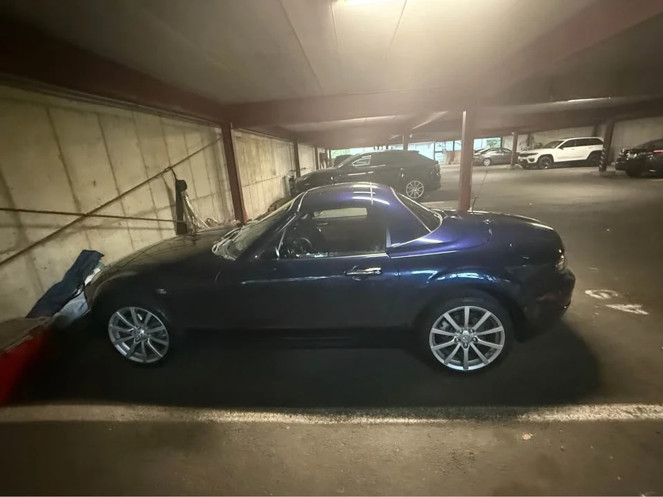2008 Mazda NC MX-5 Miata - Image 9 of 10