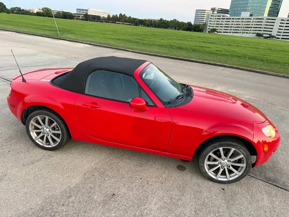 2008 Mazda NC MX-5 Miata - Image 11 of 19